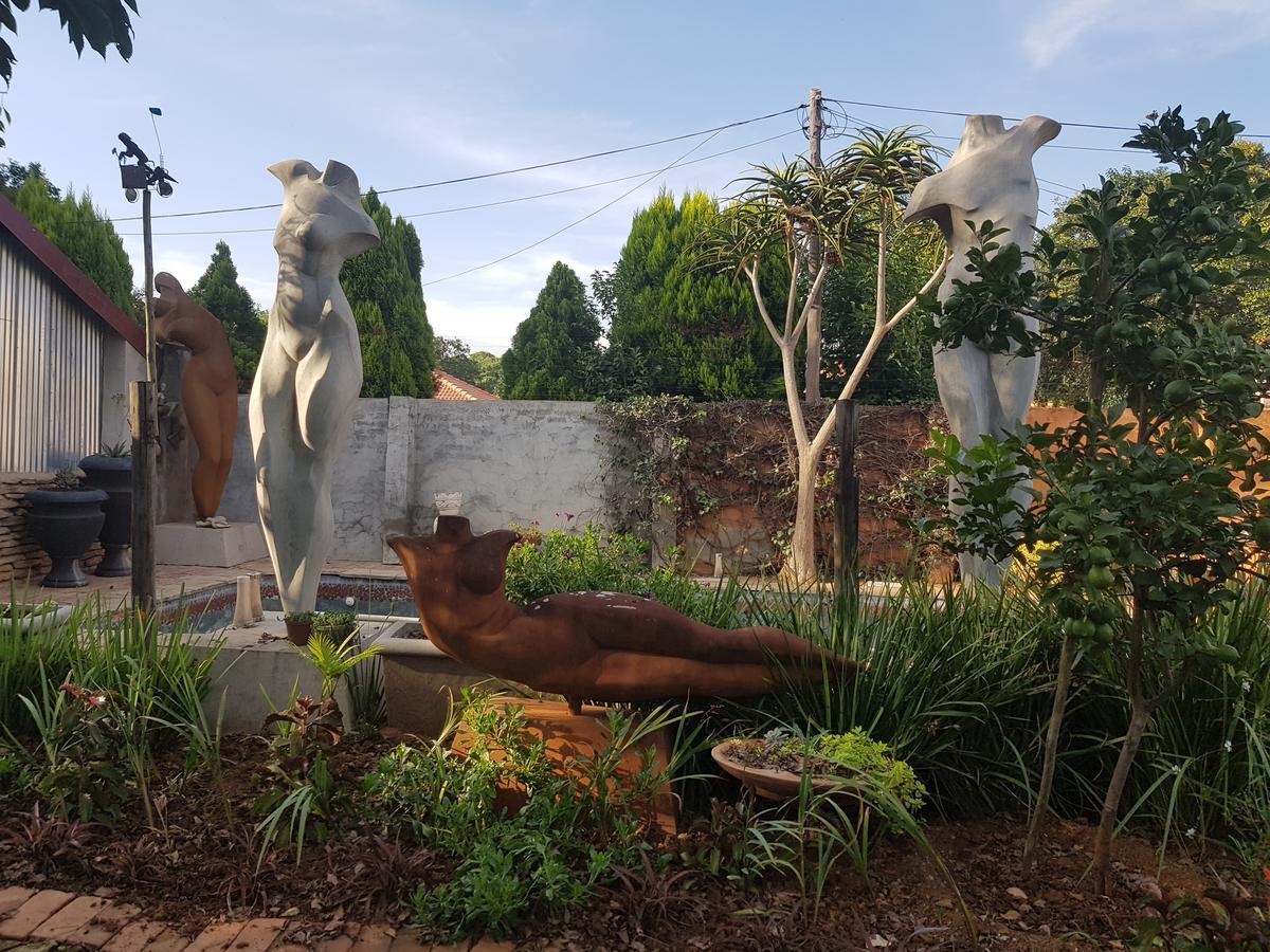 Pretoria-NoordThe Sculpture Yard 1アパートメント エクステリア 写真